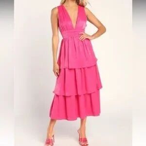 Lulu’s Hot Pink Satin Tiered Tie Back Midi Dress NWT
